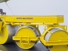 Road Roller DU-49 orange Start Scale Models (SSM) 1:43