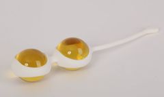 Желтые вагинальные шарики в силиконовой оболочке - 