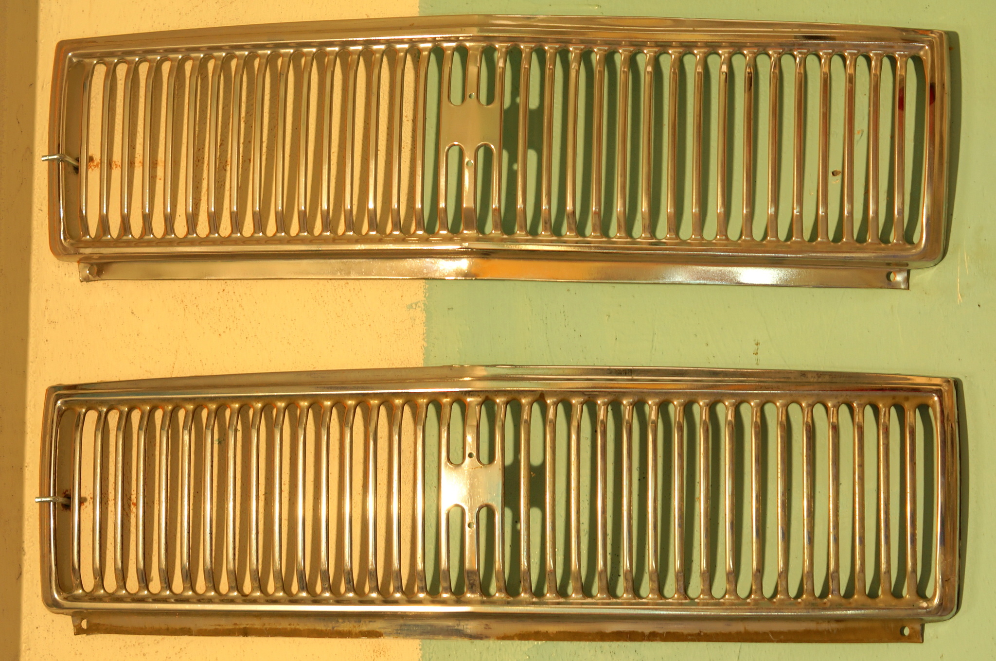 Заглушки на решетки радиаторов ГАЗ ВОЛГА 3102