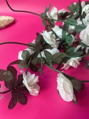 Лиана с Розами, 45 голов на лиане, Белые розы, длина одной лианы 2,37 м, набор 2 лианы