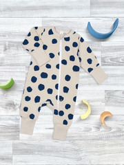 Утеплённый комбинезон с открытой ножкой Mjölk Sleep and Play Горошки