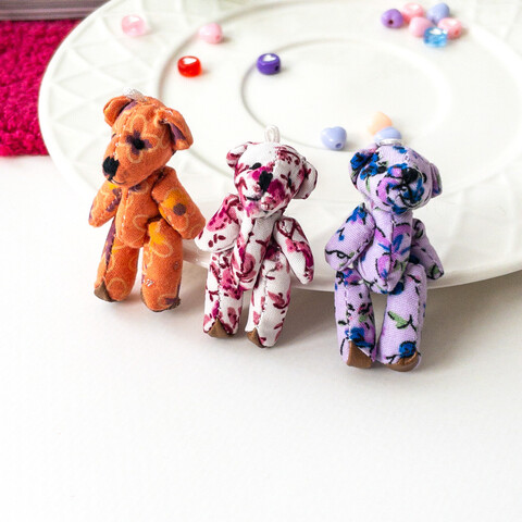 Игрушки для кукол, миниатюра - Мишка мягкий РАЗНОЦВЕТНЫЙ, текстильный, 4 см, набор 3 шт. микс цвет.