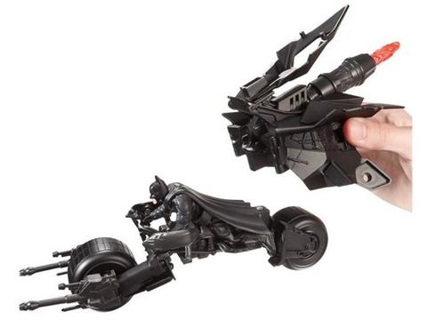 Dark Knight Rises Attack Armor Bat-Pod with Figure