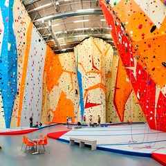 Интерактивный скалодром 5D