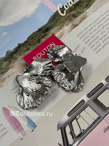 Серьги серебристые изогнутые 