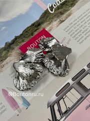 Серьги серебристые изогнутые 