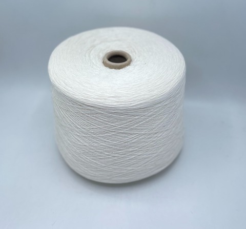 Casa del Filato(пр.Италия),art.Bobby, 1500м/100гр. 5% кашемир, 25% Меринос, 45% вискоза, 25% полиамид,цвет-Молочный(325/325) ,арт.36816