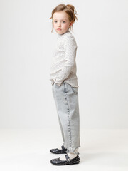 джемпер  для девочки  КР 302858/бежевый 4002 Н084 к609