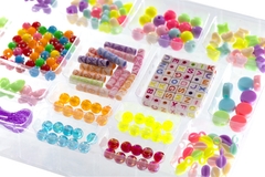 
          Набор для создания украшений-бусины Alingar, 295х225х35мм, "Beads design 2", 12 вид. бус., подвес., 2х1,2 м леска, карт. уп.