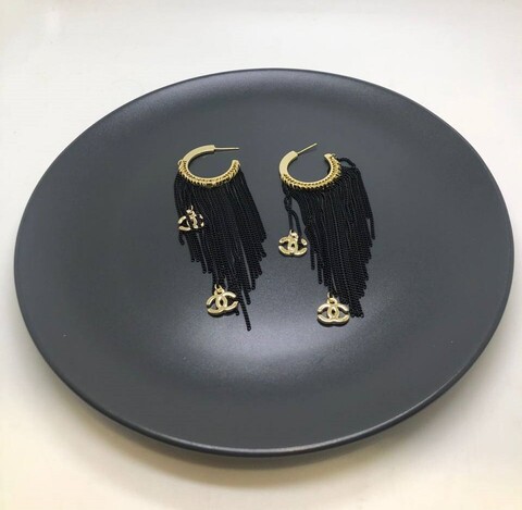 Серьги Chanel висюшки черные с золотом