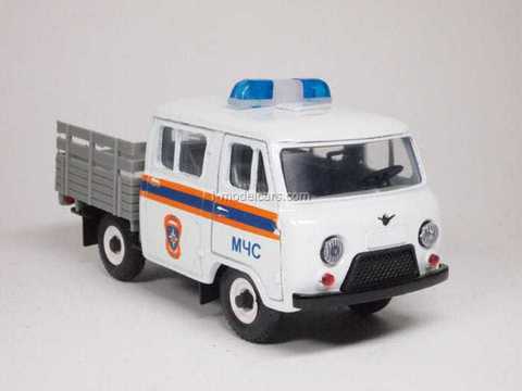UAZ-39094 Farmer Ministry of Emergency Situations Agat Mossar Tantal 1:43