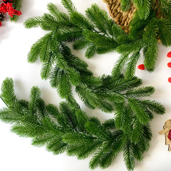 Еловая лиана искусственная, пушистая, 1,8 м длина, около 120 лапок, набор 1 шт