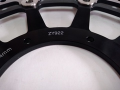 Диск тормозной черный передний на  Honda  CBR RR  929, CBR RR 954