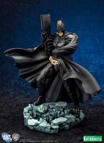 Dark Knight Rises Batman ArtFX Statue