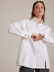 Рубашка с разрезами белая