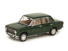 VAZ-2101 Zhiguli Lada 1971 green IST Models 1:18 VVM / VMM