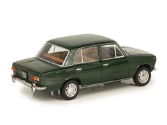 VAZ-2101 Zhiguli Lada 1971 green IST Models 1:18 VVM / VMM