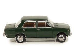 VAZ-2101 Zhiguli Lada 1971 green IST Models 1:18 VVM / VMM