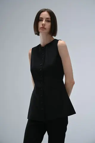 Жилет удлиненный