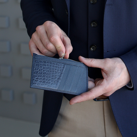 Кардхолдер из кожи козы и аллигатора, синего цвета