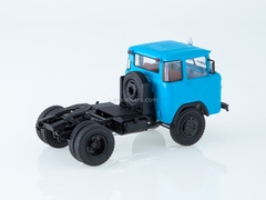 KAZ-608 road tractor blue 1:43 AutoHistory