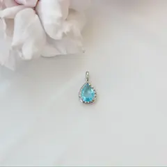 Подвеска Капля с голубым фианитом, 15*8 мм, родий, П410