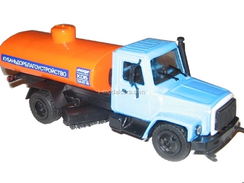 GAZ-3309 watering Kompanion 1:43