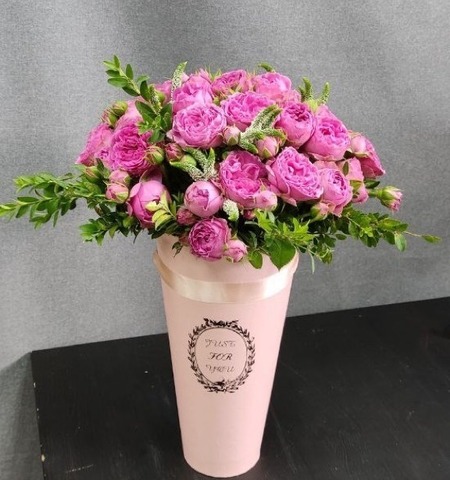 Коробка с кустовой розой "Мистик"