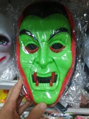 Маска на Хэллоуин в ассортименте