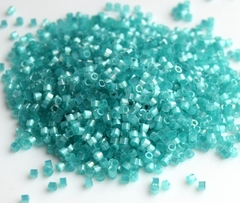 DB-1869 Silk Inside Dyed Green AB