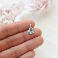 Подвеска Капля с голубым фианитом, 15*8 мм, родий, П410