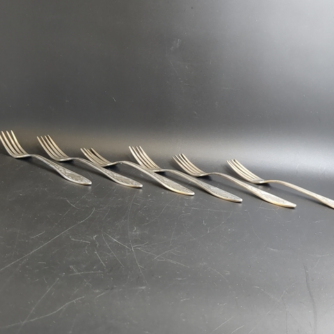 Набор 6 столовых вилок "Пламя" , мНЦ (медь-никель-цинк), Кольчугинский завод цветных металлов, СССР, 1970-1990 гг.