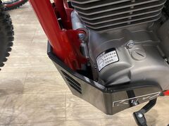 Пластиковая защита KTZ для мотоцикла Rockot R5X Rampage (4T ZS175FMM. б.вал) 2024