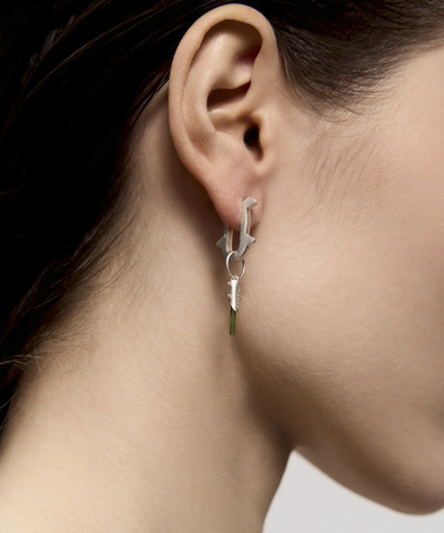 Моносерьга Thorn amulet S