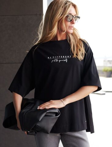 Футболка свободного кроя с авторским принтом  D49.082 (115656)