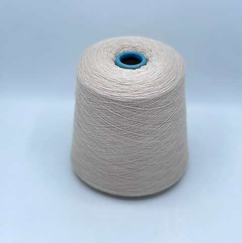 Бобинная пряжа, Lana/alpaca, 1500м. 70% Меринос, 25%Альпака, 5%Кашемир, Светло-бежевый, 37604