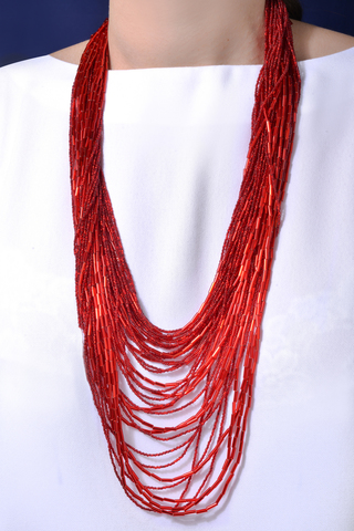 Бисерное ожерелье из 36 нитей красное длинное