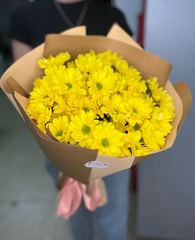 Букет желтые хризантемы (ТОЛЬКО В САНКТ-ПЕТЕРБУРГЕ)