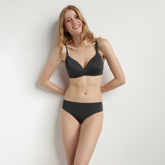 Трусы-слипы женские с бесшовной обработкой краев DIM 07YG