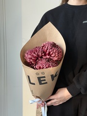 Кулек из одноголовой хризантемы