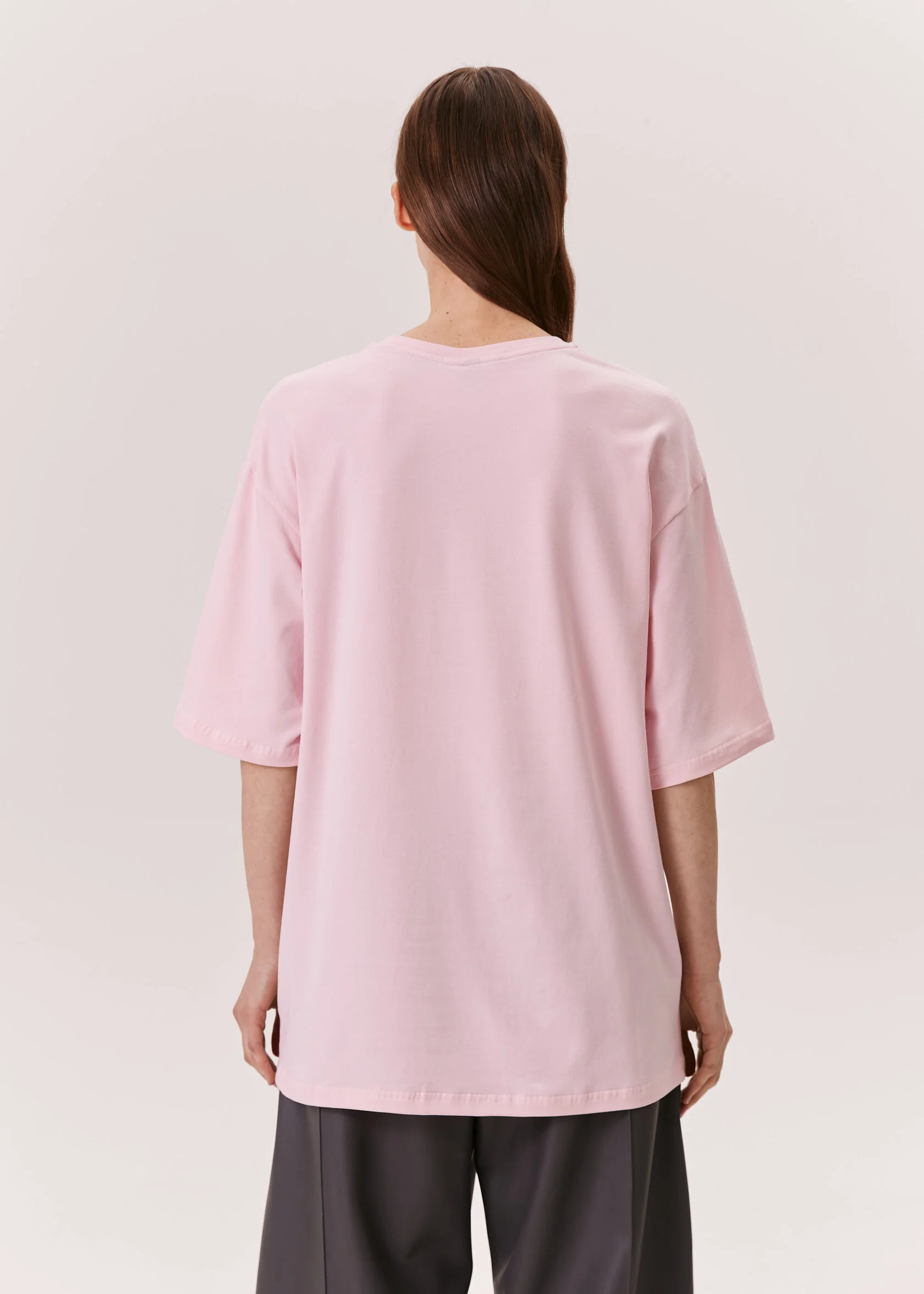 Футболка GOD SAVE THE PRINCESS розового цвета