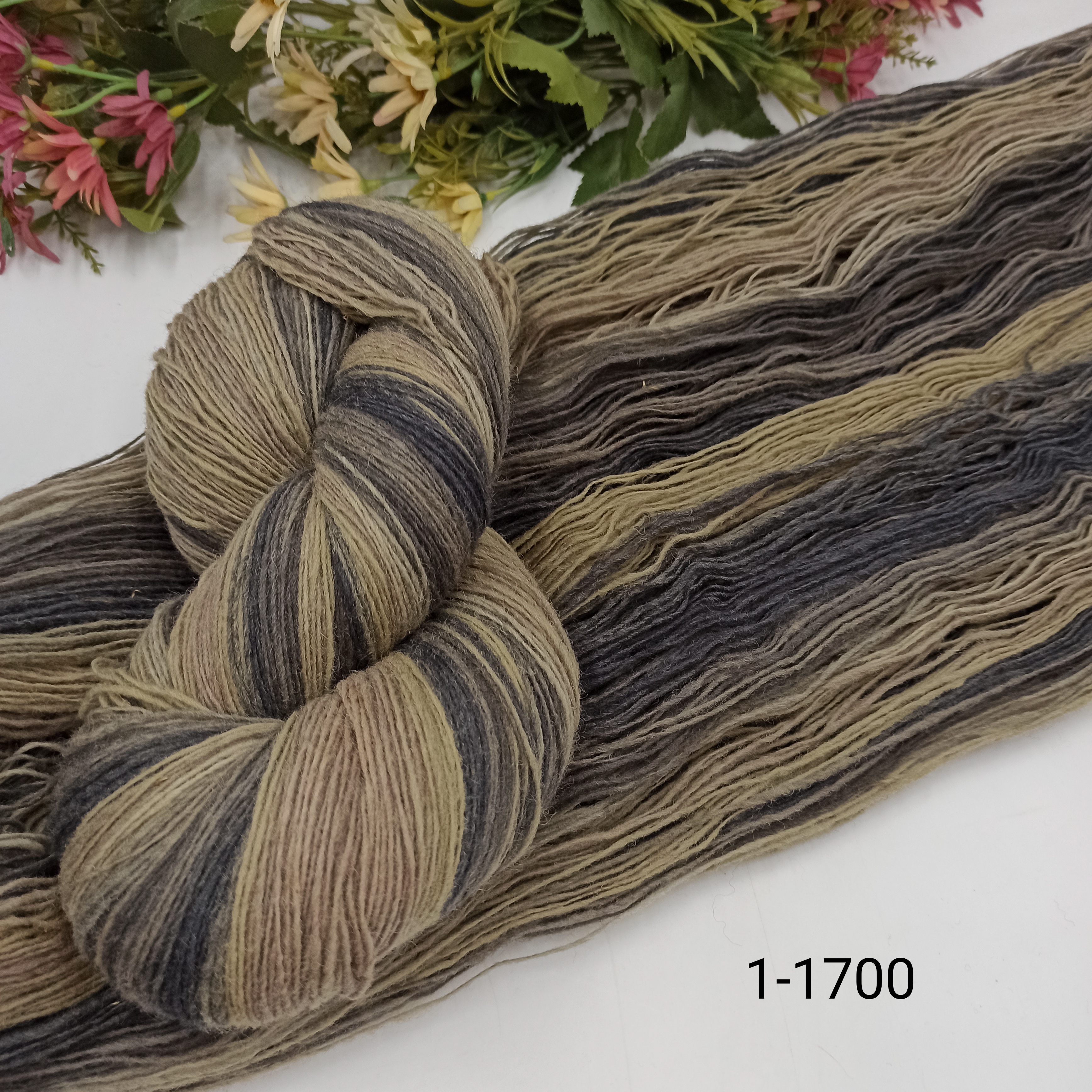 Дундага 6/1 шерсть секционного окрашивания 01-1700 420м/100гр