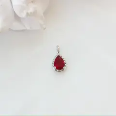 Подвеска Капля с красным фианитом, 15*8 мм, родий, П412