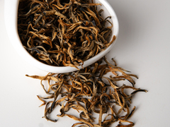 Дянь Хун Цзинь Хао "Золотой Ворс", Красный чай