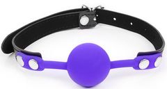 Фиолетовый кляп-шарик с черным ремешком - 