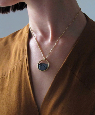 Колье CIRCULAR MINI GOLDEN BLACK