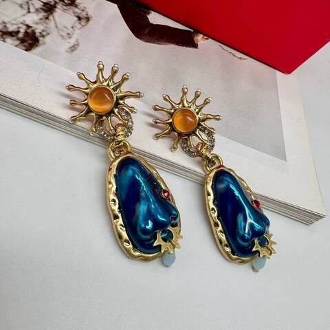 73138 - Серьги длинные style by Schiaparelli с подвесками lux
