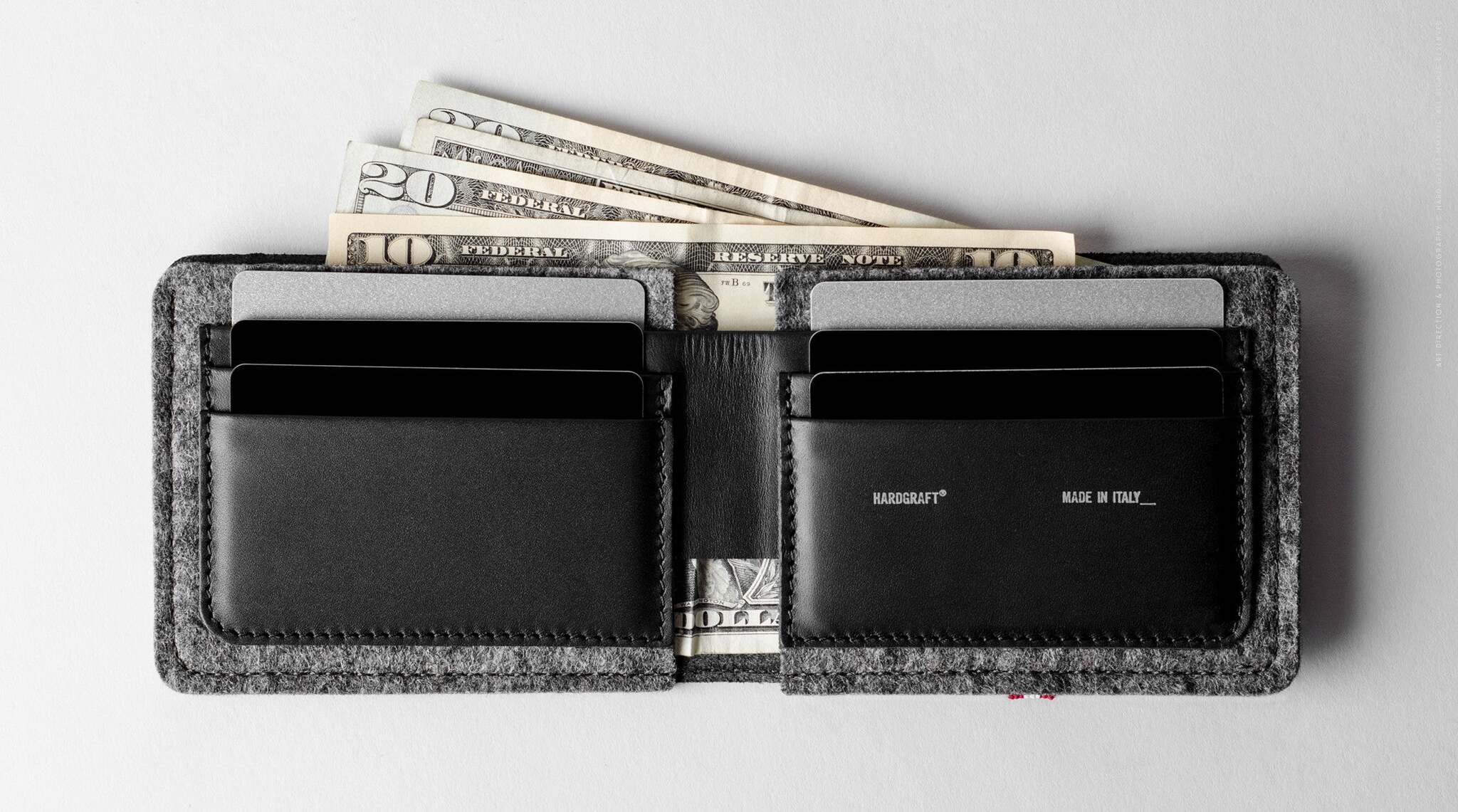 Hard Graft Bi Fold Wallet Classic — кошелёк из кожи