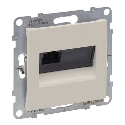 Розетка компьютерная RJ45 cat5e UTP. Цвет Слоновая кость. Legrand серия SUNO. 721250