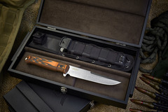 Подарочный набор: Alpha D2 Stonewash Black-Orange G10 и шкатулка 80 лет Великой Победы